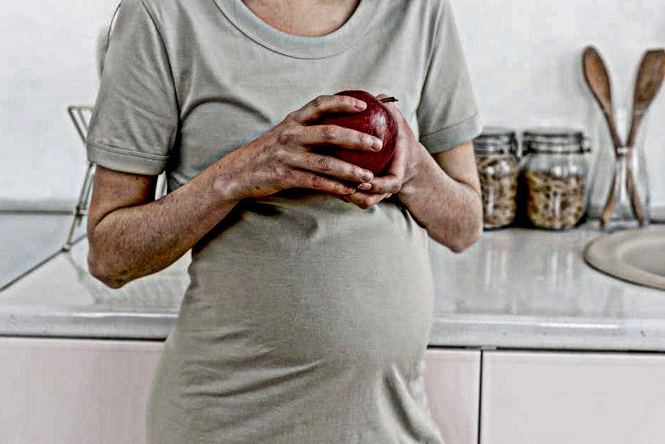 las-embarazadas-pueden-comer-fuet